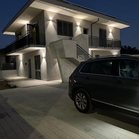 Reale Guest House Mascalucia Bagian luar foto