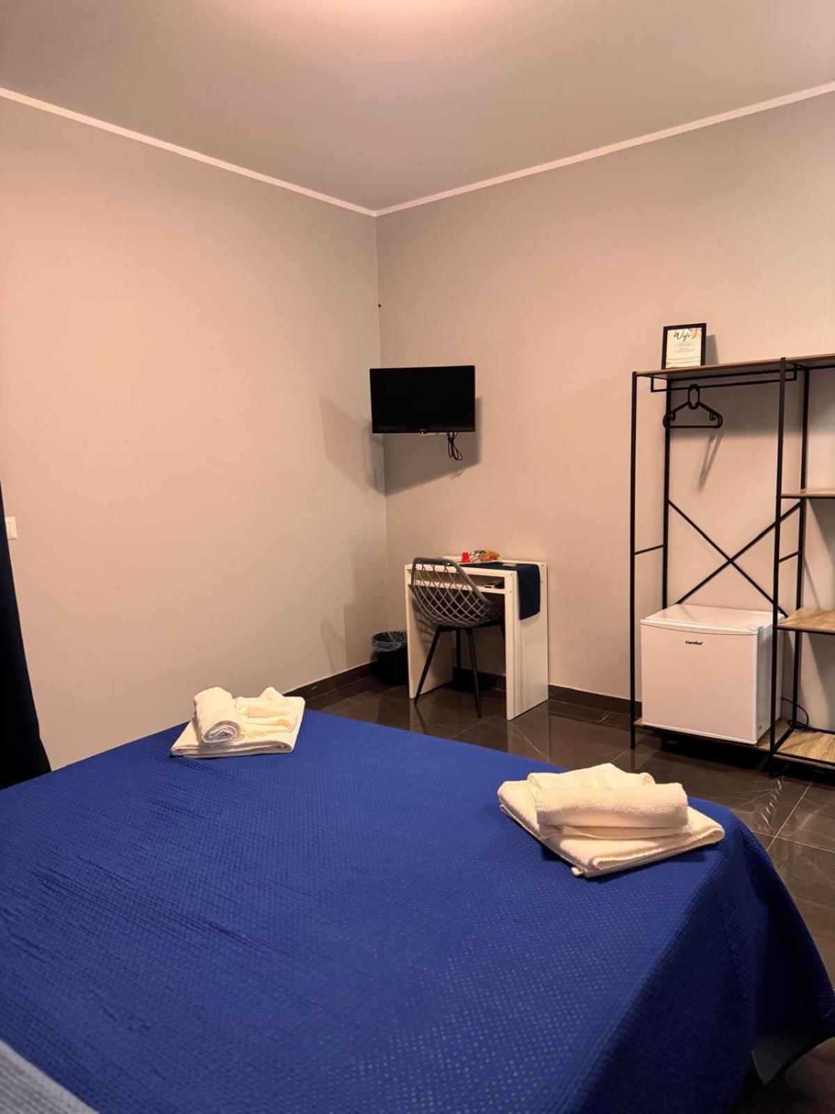 Reale Guest House Mascalucia Bagian luar foto