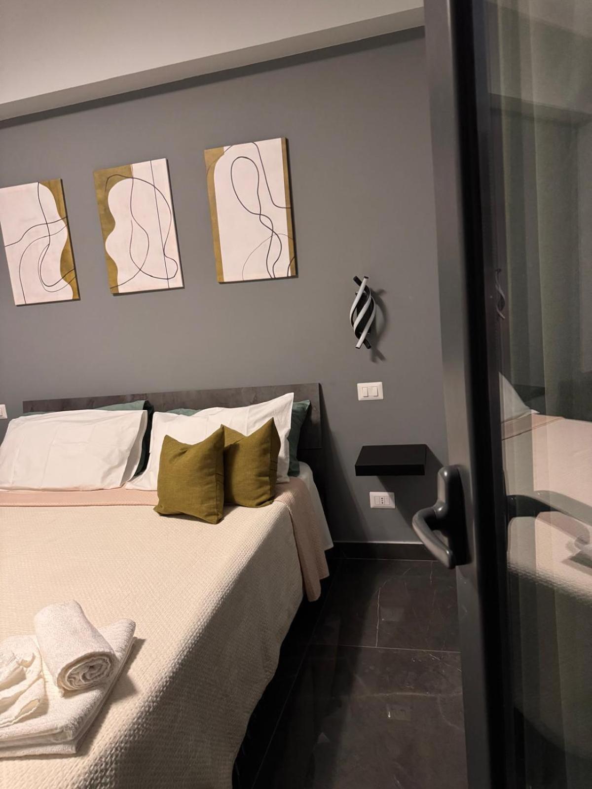Reale Guest House Mascalucia Bagian luar foto